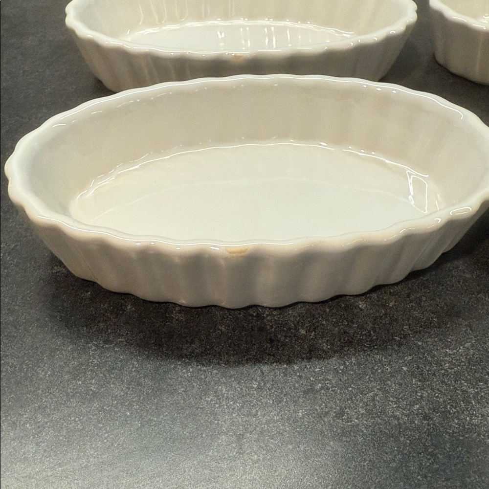 White Ceramic Oval Baking Dishes Set - Picture 5 of 7